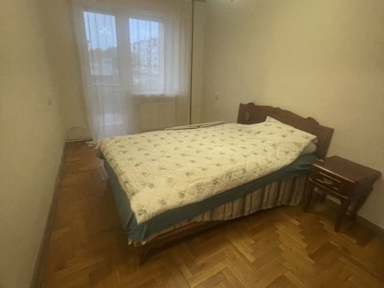 Продаж 2-на квартира поряд з Центррм Ужгород