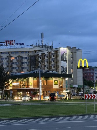 Продається 3  кімнатна  Новобудова біля  ТЦ Проспект, MаcDonalds - фото 1
