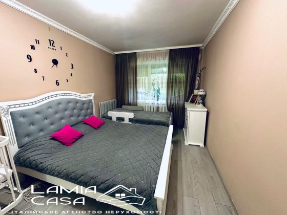 Продаж 2 кімнатноі квартири по Небесноі сотні Чернівці