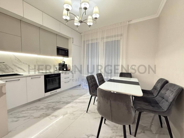 Продаж 2к квартири 55 м.кв / вул. Загорська, р-н Садовий - фото 1