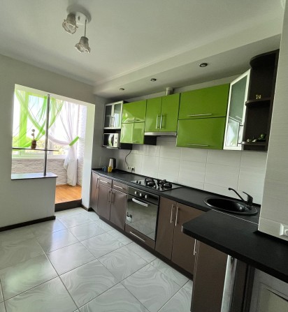 Квартира трикімнатна - фото 1