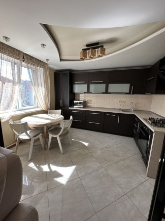 Власник. Квартира 3 кімнатна - фото 1