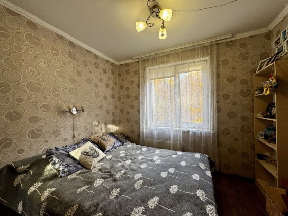 Продам 4-кімнатну квартиру в ПЗР Черкассы