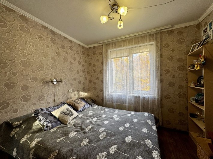 Продам 4-кімнатну квартиру в ПЗР - фото 1