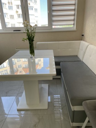 Продаж 2 -х кімнатної квартири з ремонтом і меблями - фото 1