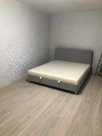 1 кімнатна з ремонтом , меблі ,техніка - фото 1