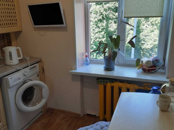 Продам 1-но комнатную квартиру в центре р-н Вала Чернигов