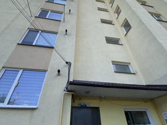 Продам 2кім.кв.65 кВ новобуд з достойним ремонтом.від власника Винница