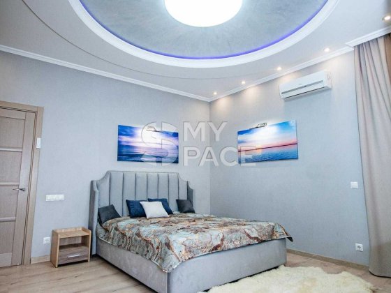 NEW!2к 74м Коновальця 32В.Щорса.Печерськ.Митець.Аристократ.Панорама. Киев