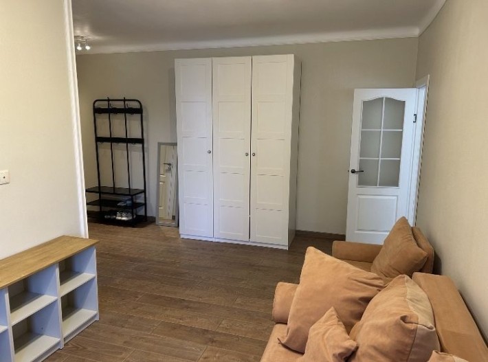 Продам 2 кім. квартиру ЦЕНТР - фото 1