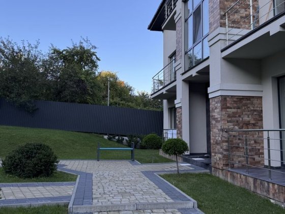 Продаж 1,5 кімнатної біля центру міста Ужгород