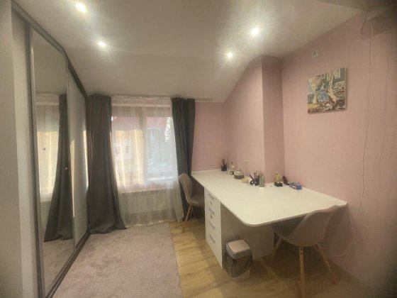 Затишна квартира з газовим опаленням !!! Ужгород