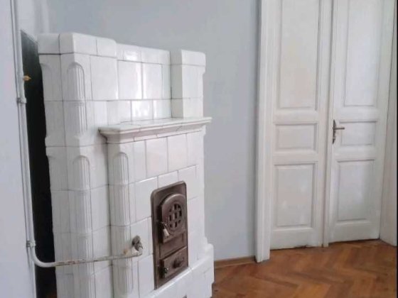 Продаж 4х кімн кварт 3/3 Чернівці центр вул.Шептицького Черновцы