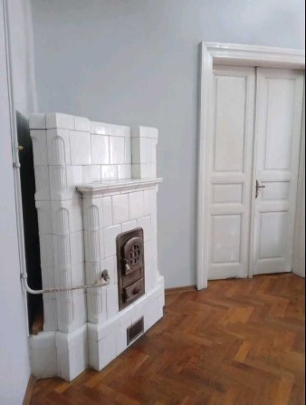 Продаж 4х кімн кварт 3/3 Чернівці центр вул.Шептицького - фото 1