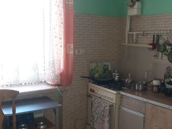 Продається 4-х кімн кв-ра в мкр. "Шахта" в м. Ужгород Ужгород