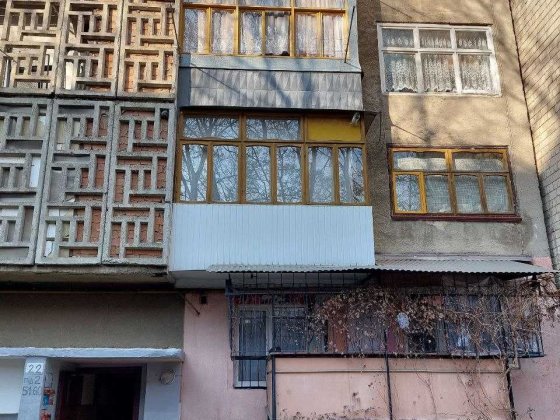 Продам 3-кім. ЧЕШКА 78 м.кв. по Білоруській Черновцы