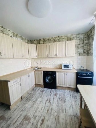 Продаж 2К  Валерія Лобановського 96 метро Деміївської 5 хв. - фото 1