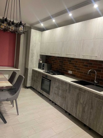 продаж квартири Ющенко - фото 1