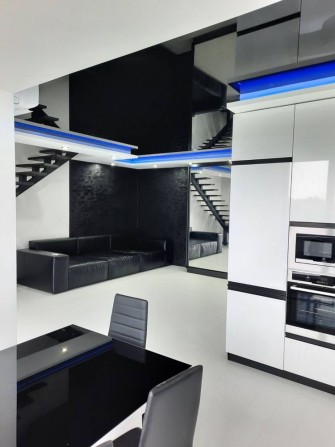 Продам пентхаус з сучасним ремонтом - фото 1