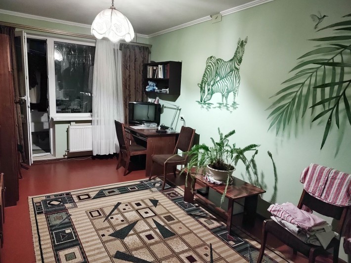 Продаж чотирьох кімнатної квартири в районі "Митниця-центральна" - фото 1