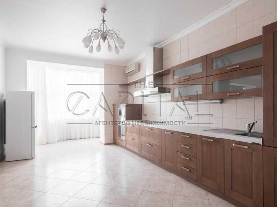 Продаж квартири в центрі Києва на Паторжинського в 5 хв. Золоті Ворота Киев