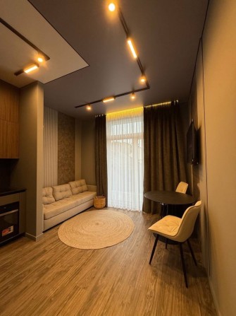 Продається сьильна 1,5 кімнатна квартира. Клубний будинок. Центр - фото 1