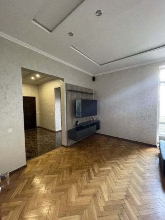 Продається квартира в Центрі - фото 1