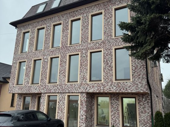 Продаж 2к квартири в клубному будинку Рівненська Черновцы