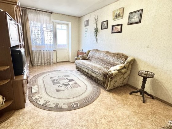 3 к , круг, проспект Перемоги, 57 м2 Чернигов