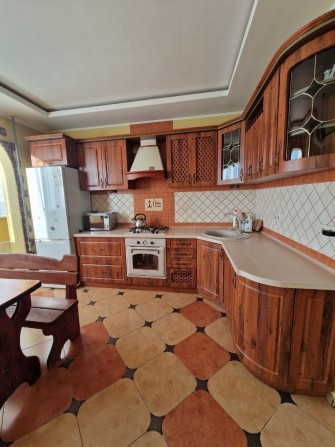 Продається 2к + кухня студія новобудова Руська - фото 1