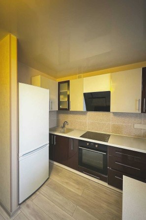 ТЕРМІНОВИЙ ПРОДАЖ 1к квартира АГВ Новобудова середній поверх - фото 1