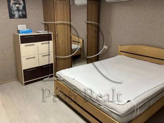 Продаж 1 кім кварт ГАРНИЙ РЕМОНТ  Березняки/Бучми/Тичини/Лівобережна Київ