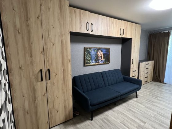 Продається простора 3-кімнатна квартира з меблями та технікою! Чернигов