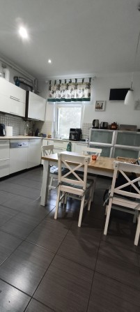 Продається трьох кімнатна новобудова - фото 1