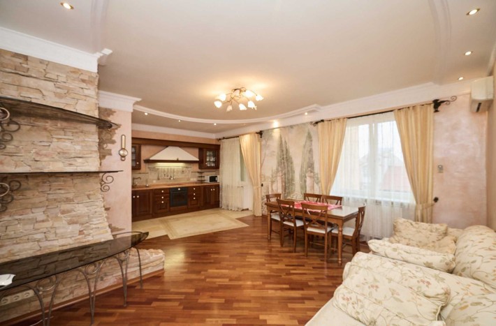 3-х кімн. квартира на Оболоньській наберіжній. - фото 1