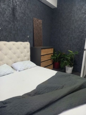 Продається 2-кімнатна квартира з ремонтом - фото 1