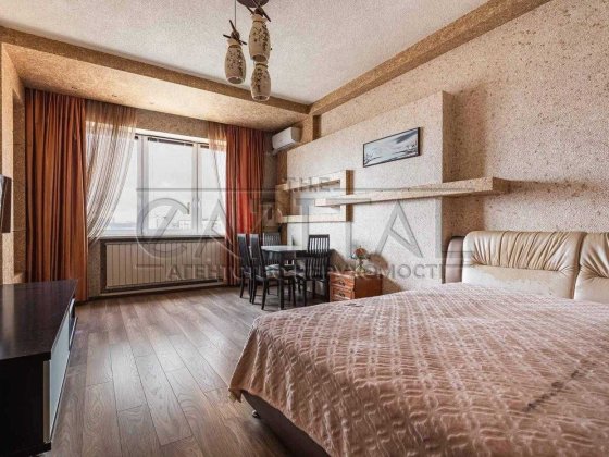 Продаж квартири, пр-т Володимира Івасюка, Оболонь Киев