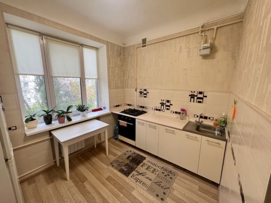 Стратегічне шоссе 39а, 2к розд, 56м2, сталінка Київ