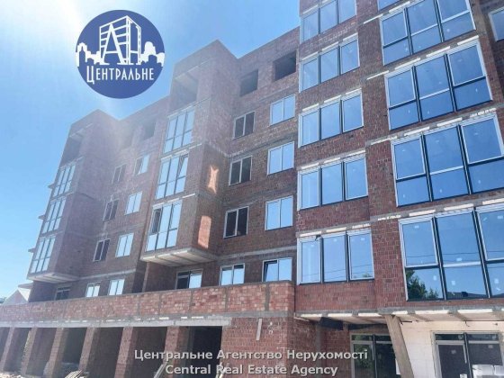 Двокімнатна квартира в новобудові в районі Кварцу Черновцы