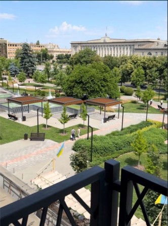 Продам 2к. квартиру, центр, видова - фото 1