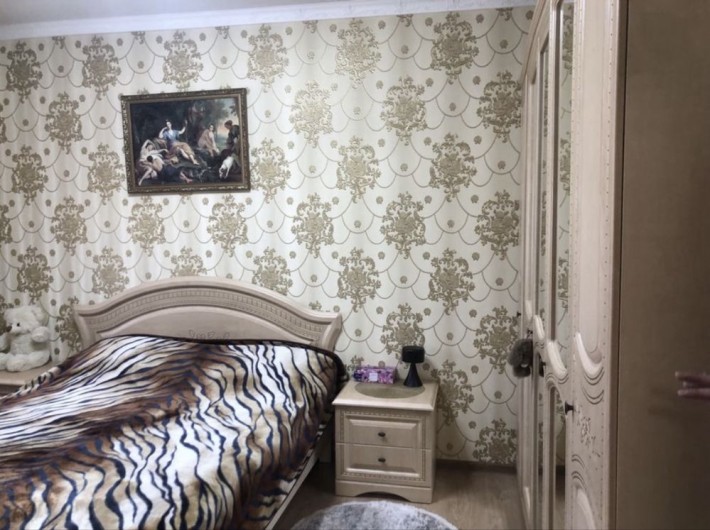 Продам 3 кім. квартиру в Центрі міста - фото 1