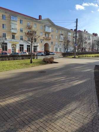 З-х ком. 79м2, Сталинка, Центр, Площадь, вид парк Б.Хмельницкого - фото 1