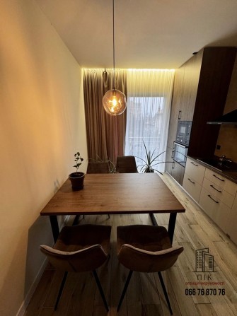 Сучасна квартира біля ТЦ Дастор: ремонт, меблі, техніка, без податків - фото 1