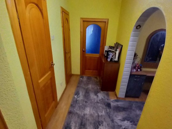 Продаж 3х кімн панелька 6/9 в.Хотинська Чернівці