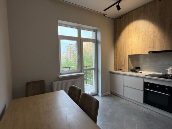 Продаж 1 кімнатної квартири в новобудові Ужгород