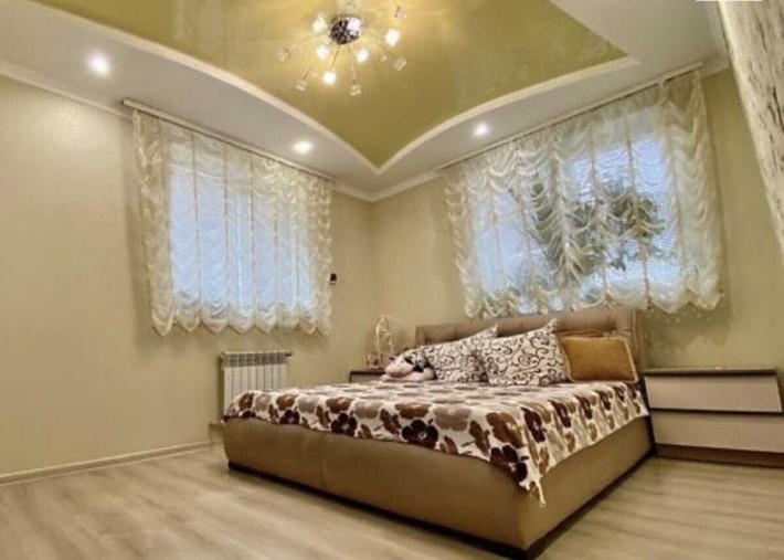 Продаж 3-кімнатної квартири на вул. Пляжна - фото 1