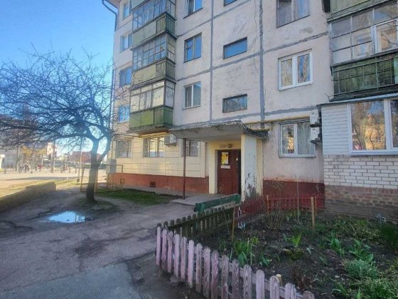 Продам 3 кімнатну квартиру в районі Танку. Чернигов