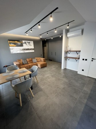 Продаж квартири на вул. Високій - фото 1