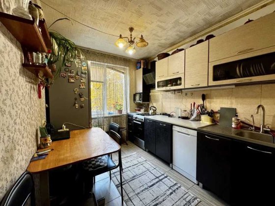 Продаж 4-кімнатної квартири | вул.Ярославська 4 | 2 поверх | 85м² Черкассы