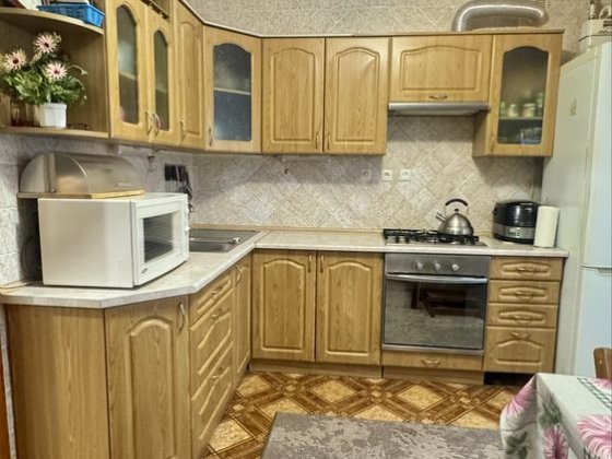 Трикімнатна квартира, Річковий вокзал Черкассы